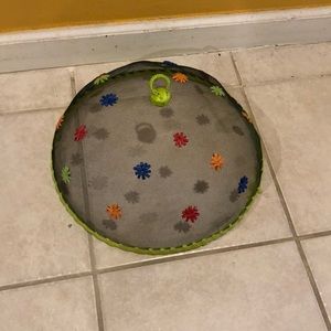 Food or Drink Protector from Insects